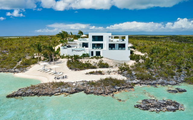 Villa Cielo on its own private beach, Turks & Caicos
