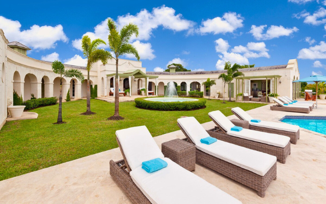 Marsh Mellow's lawn and pool deck