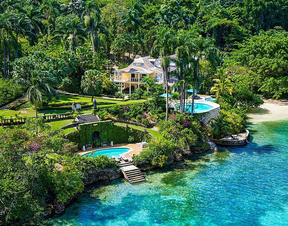 Rio Chico on the Beach