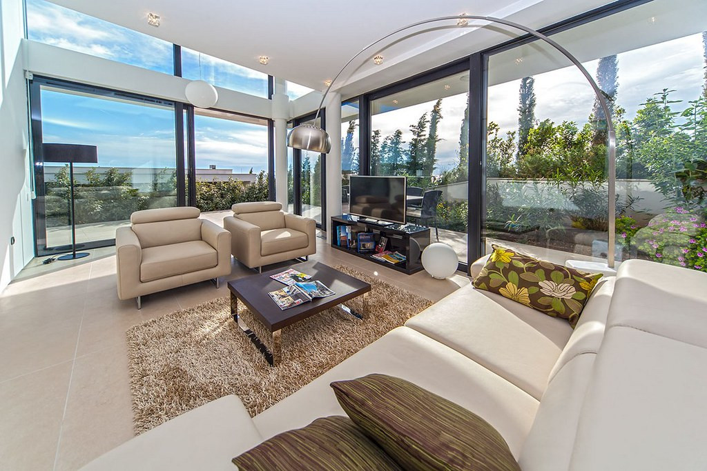 Apartment 6 at Golden Rays