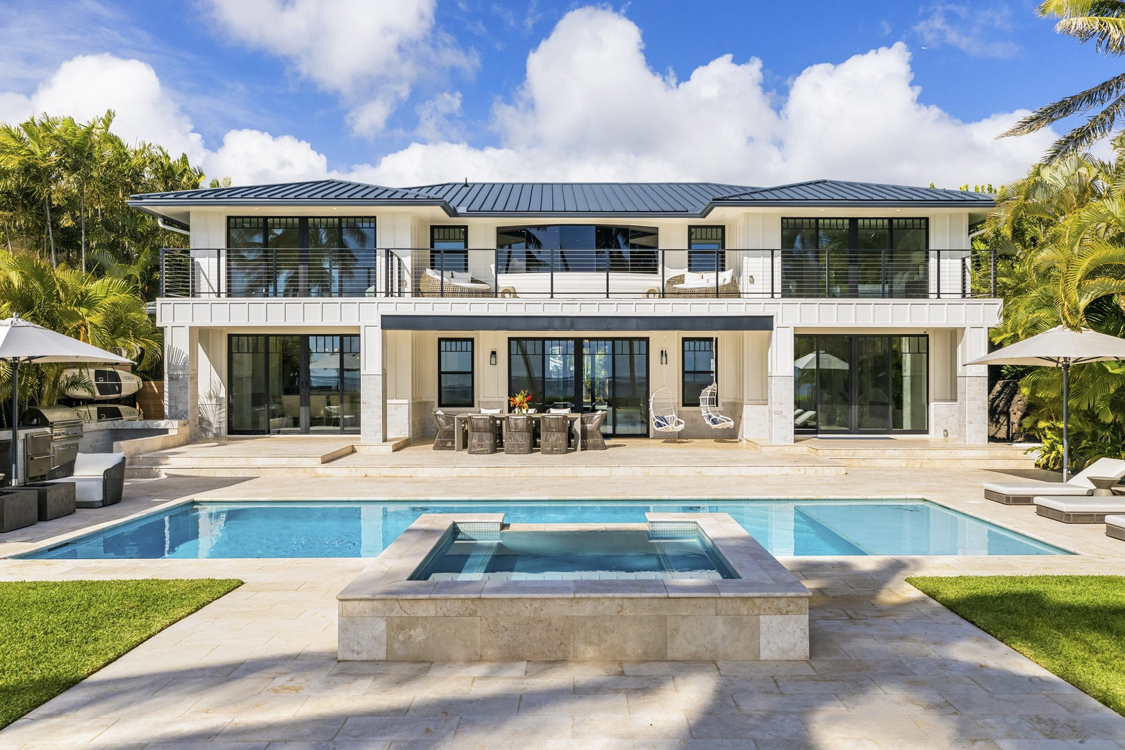 Niu Beach Estate