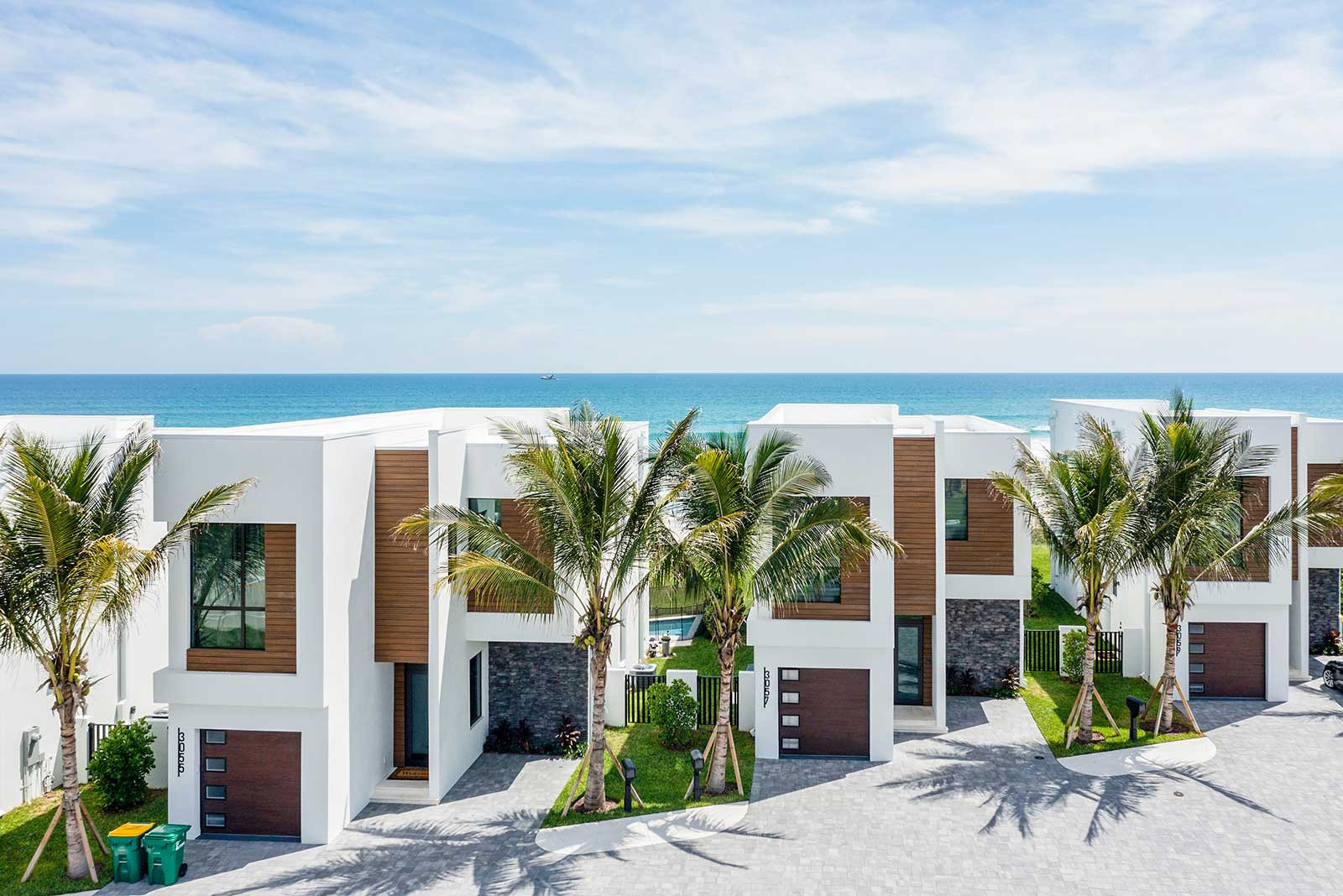Beachfront Inn at Harbor Island Resort