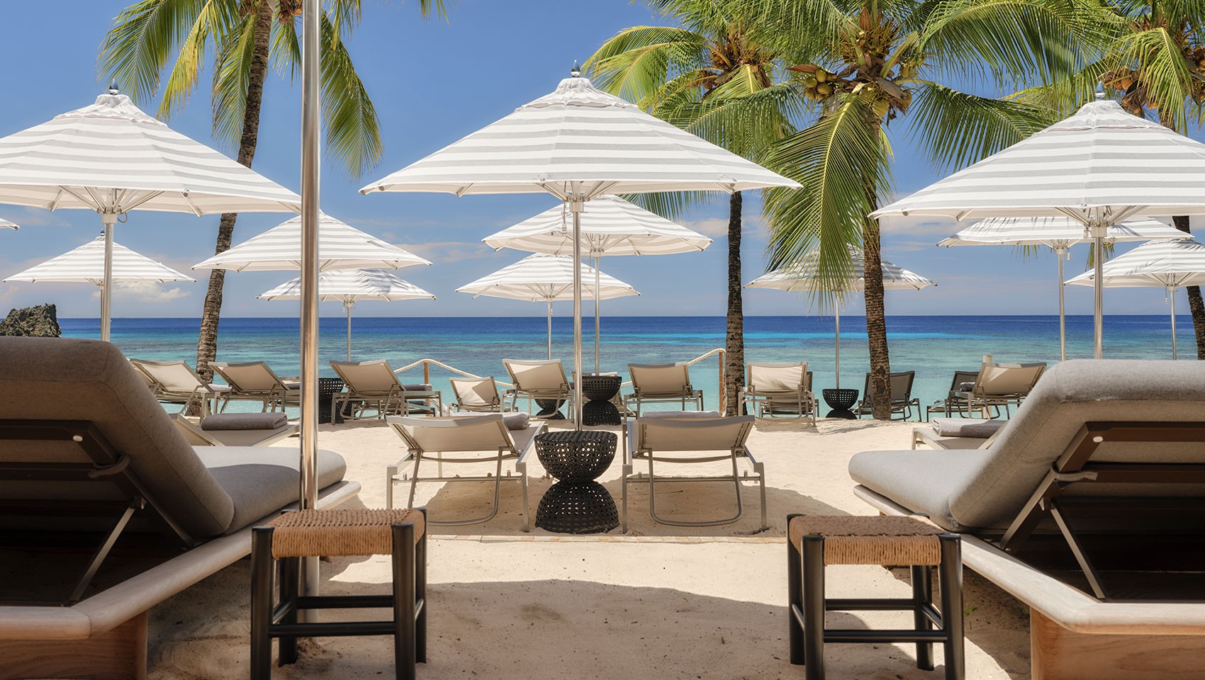 Beachfront Villa Suites at Kimpton Grand Roatán Resort & Spa