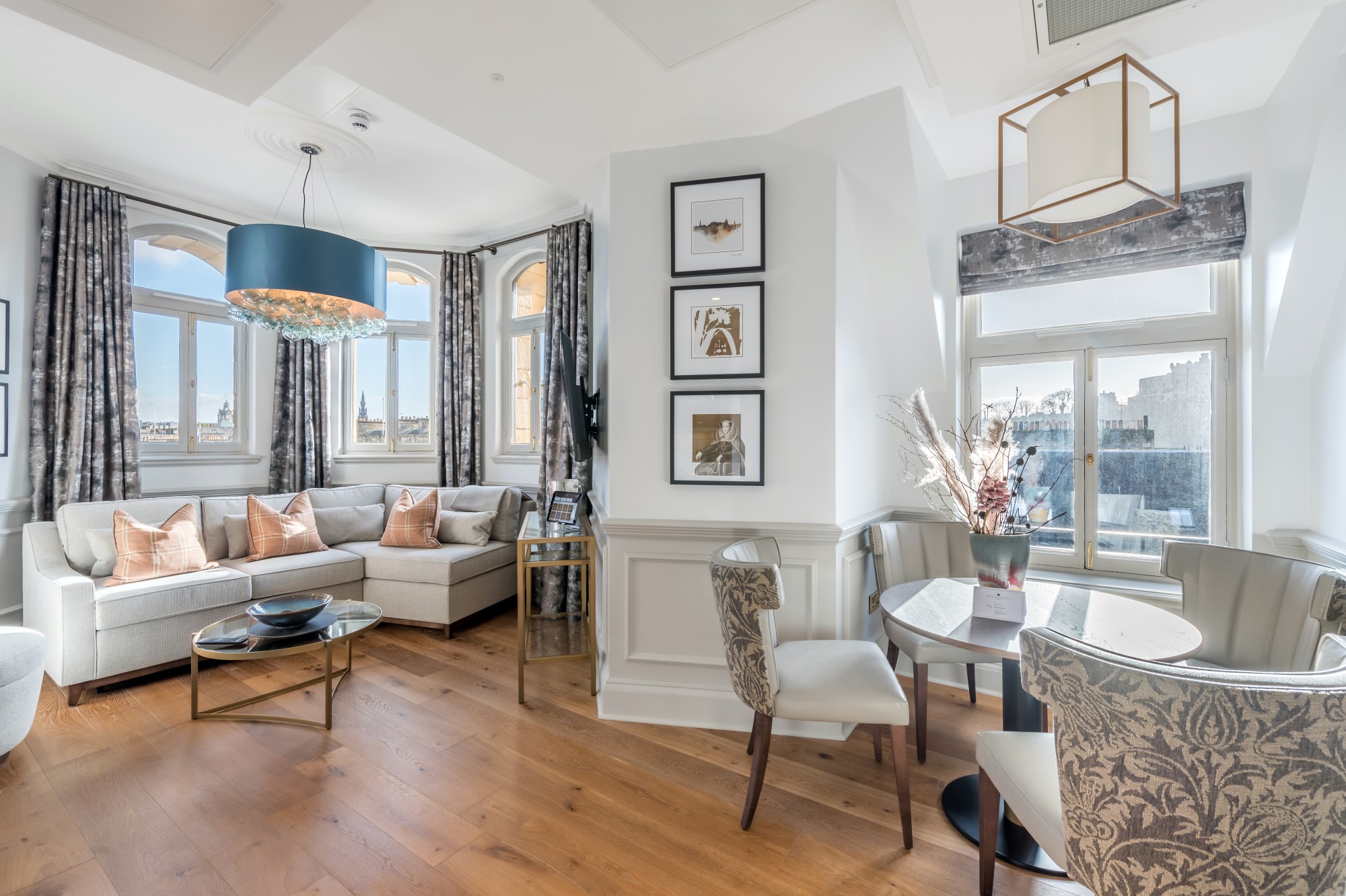 Righ Residences ~ The Tûr Suite