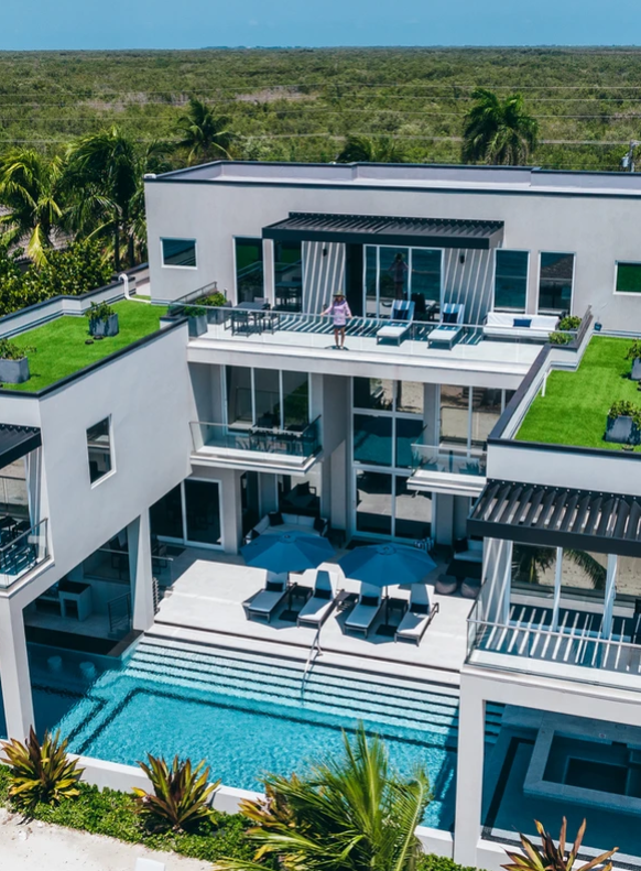 Black Urchin - The Grand Palm Residence (Private Residence No. 2)