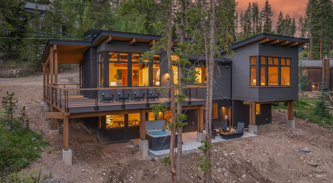 Blue Valley Chalet