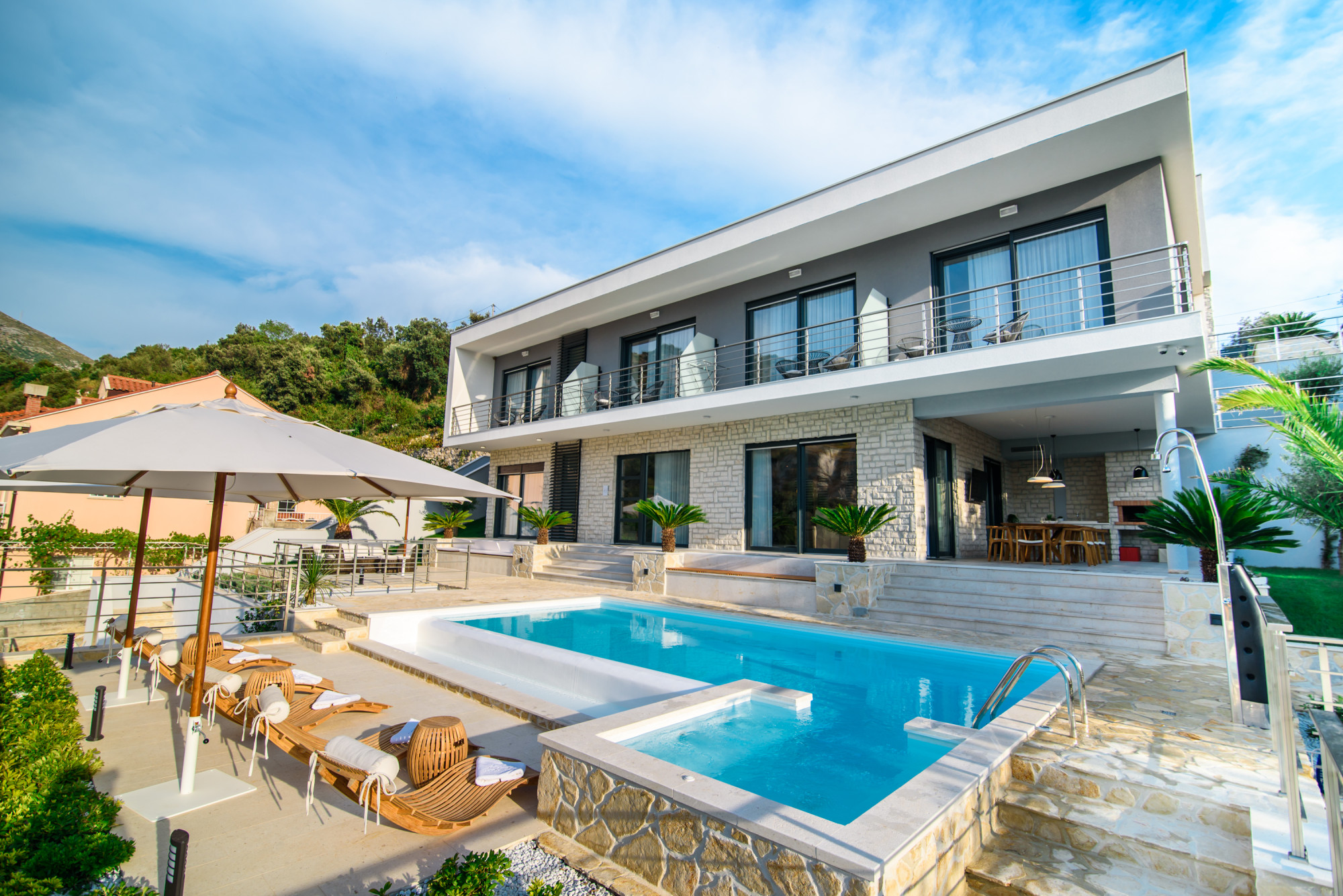 Villa 274