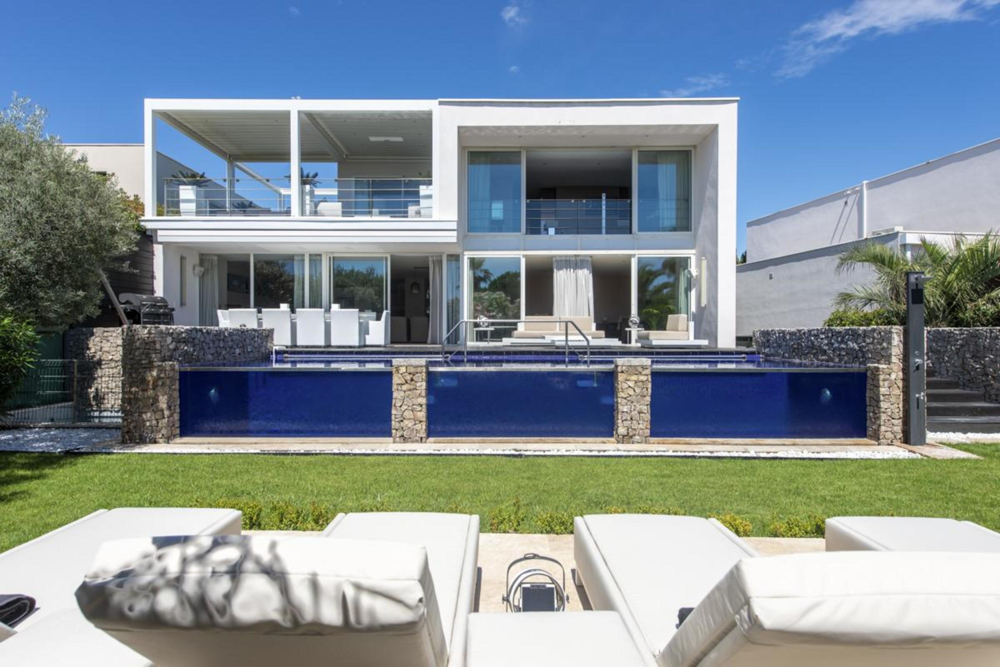 Villa Mont St Clair