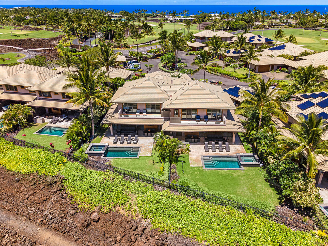Laule'a Ohana Retreat