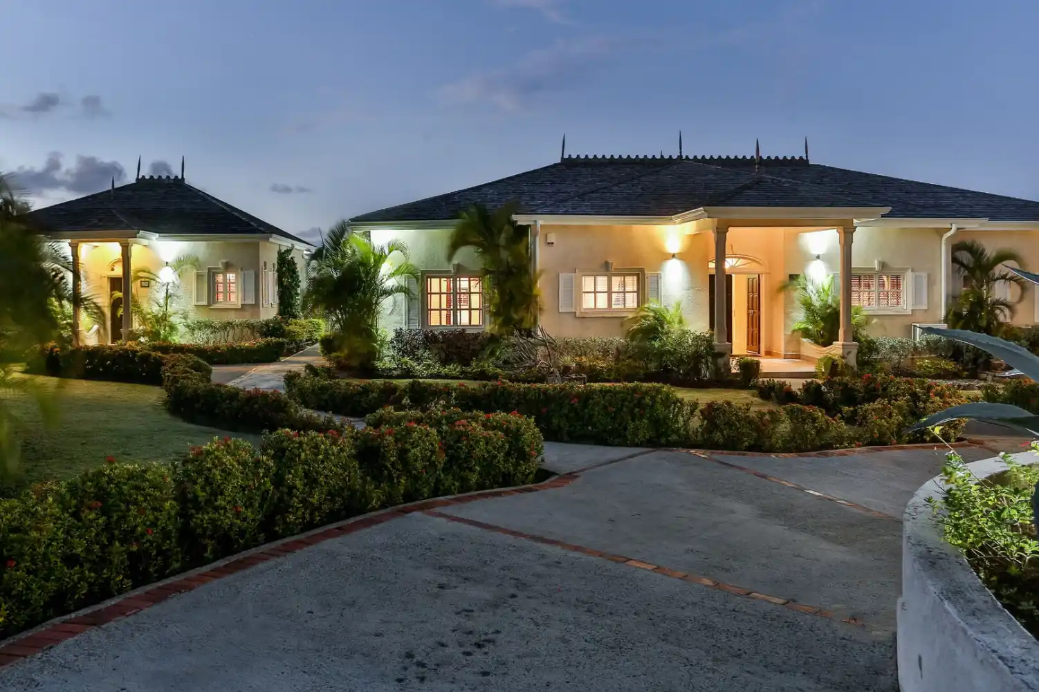 Cayman Villa